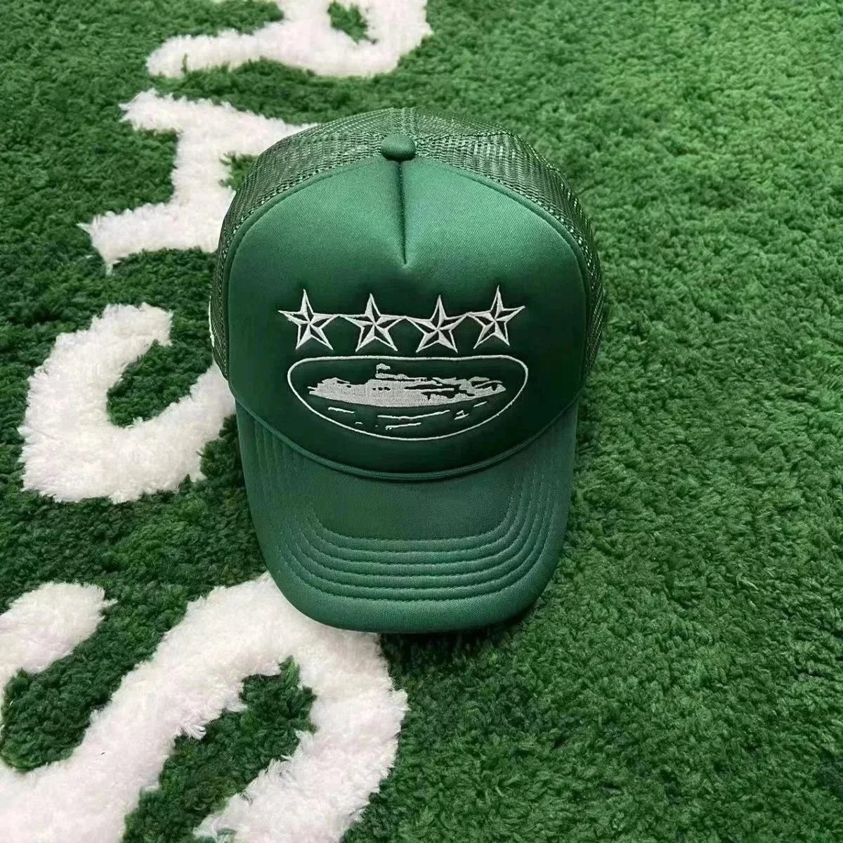 G**en Hat